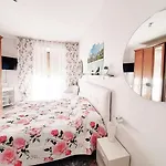 Flowers Apartamento *